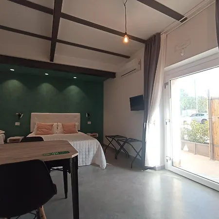 Al Faro Bianco B&B E Residence Con Parcheggio Vasto Exterior photo