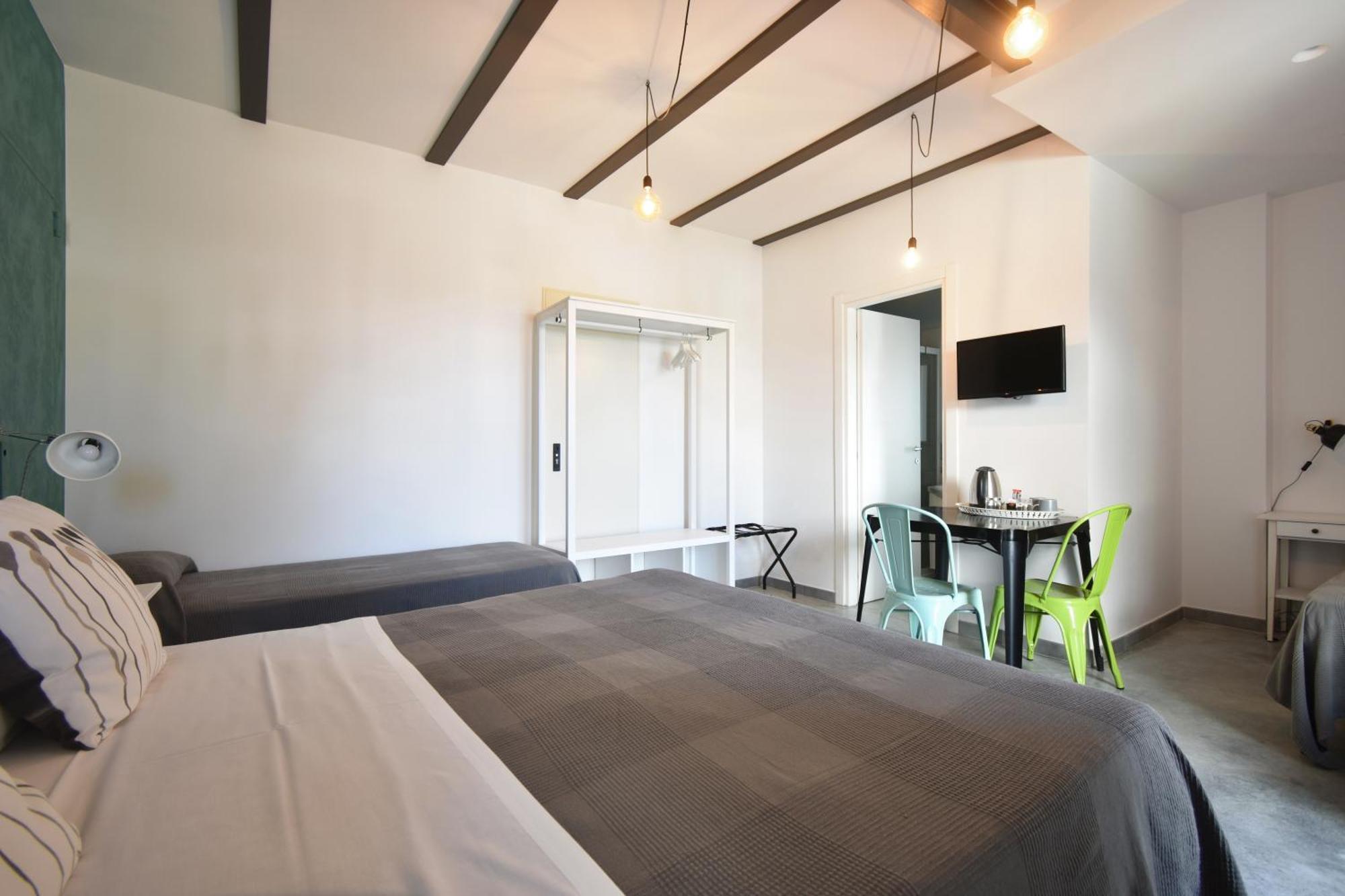 Al Faro Bianco E Con Parcheggio Bed & Breakfast *