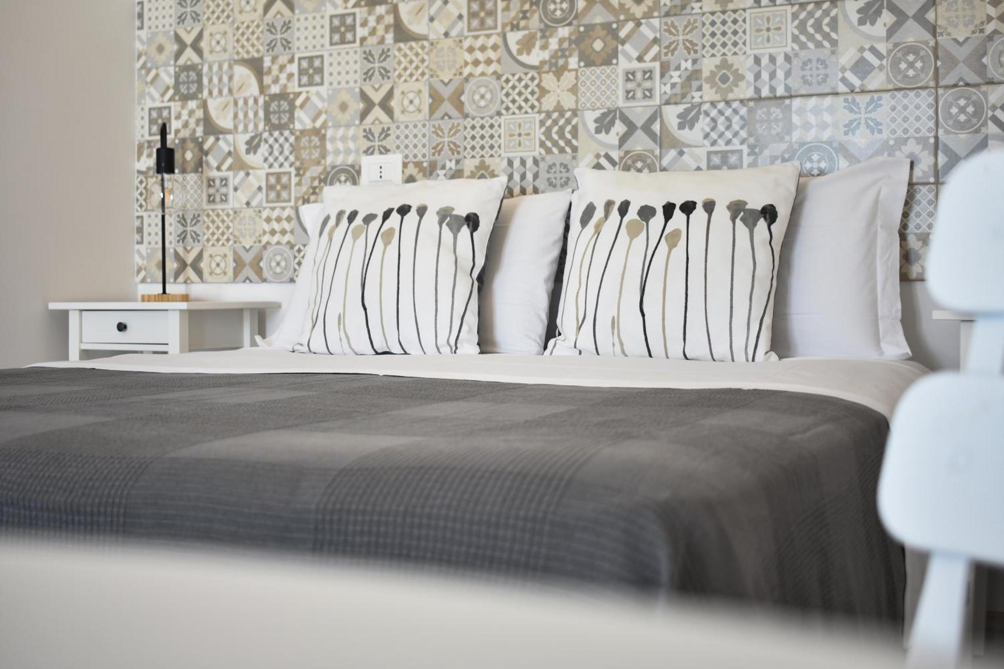 Bed & Breakfast Al Faro Bianco E Con Parcheggio Vasto